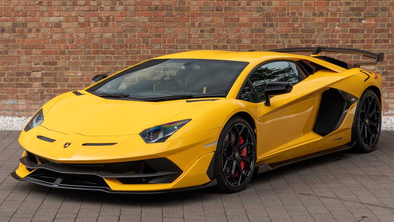 ⁣2019 Lamborghini Aventador LP 770-4 SVJ - Giallo Orion - Walkaround | Romans International [4K]