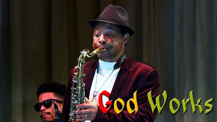 Saxophonist LeRoy Graham Performs Christmas Carols