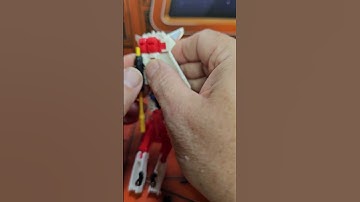 Minute review of Transformers G2 Cyberjet Space Case #transformers #generation2 #decepticons