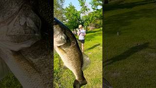 Is a black and blue worm the OG of FISHING?? #shorts #bassfishing #fishing #fyp
