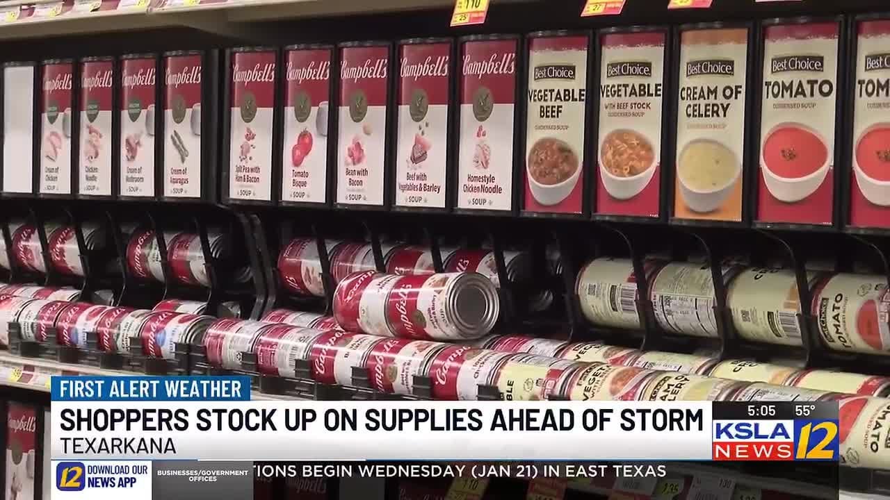 ArkLaTex residents stock up on food, fuel ahead of weekend weather