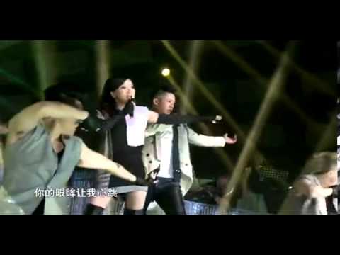 [梦想星搭档]第2期  歌曲《大声唱》演唱：凤凰传奇20131101