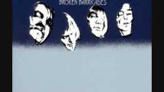 Procol Harum - Broken Barricades - 03 - Memorial Drive chords