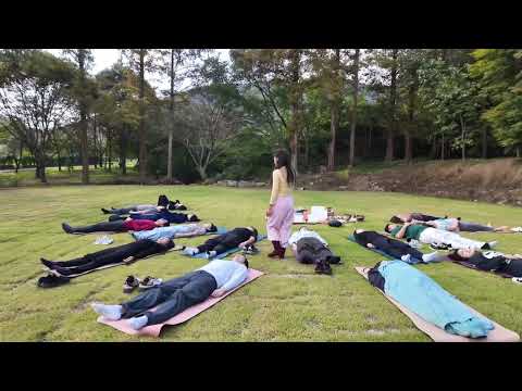 완주의 치유여행지 봉강요에서 열린 반줄 명상 프로그램.
