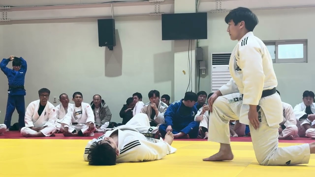 굳히기 본 꺾기