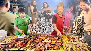 Cambodian street food - Lots of delicious food on the streets at night  in Phnom Penh