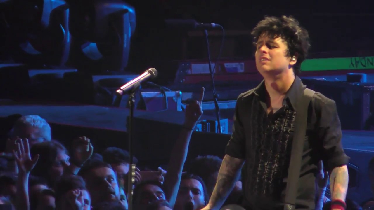 Green Day 2017-01-21 Cracow, Tauron Arena, Poland -  Still Breathing (4K 2160p)