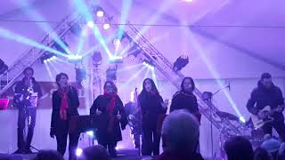 Im Outta Love Anastacia, Reprise Par Sam Soul Marché De Noël, Grenoble