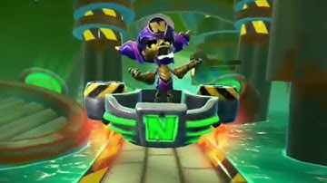 BANDICOOT CRASH ON THE RUN! boss NITRO ROBO  NEO CORTEX