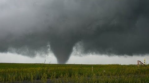 PHOTOGENIC Tornado Lifecycle Timelapse! (Chugwater,  Wyoming)