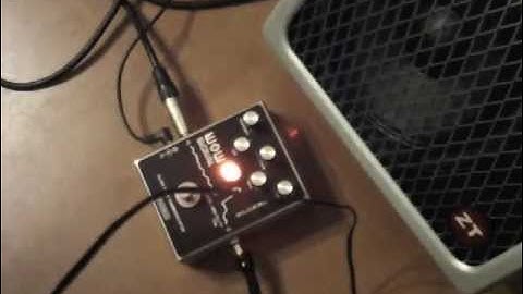 Spaceman Wow Signal fuzz