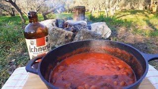 Bushcraft cooking: the famous beans of Terence Hill and Bud Spencer movie.