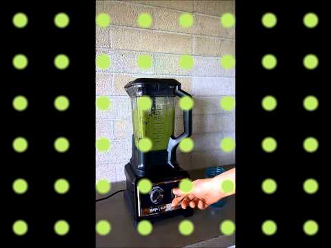 using-the-ninja-ultima-bl800-to-make-a-green-smoothie