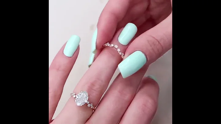 Oval Diamond Ring #diamondring #engagementring #weddingring #diamondjewelry #engagementdaimondring