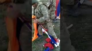 Noldu Pasinyan Bayraqinda Geti̇ Yandi Kül Oldu Yaşasin Azerbaycan Esgeri̇ Resimi