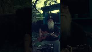 Marcio Mello - Punk solitário  #punkrock #musician  #beats #musica #acoustic #minimalismo #menos