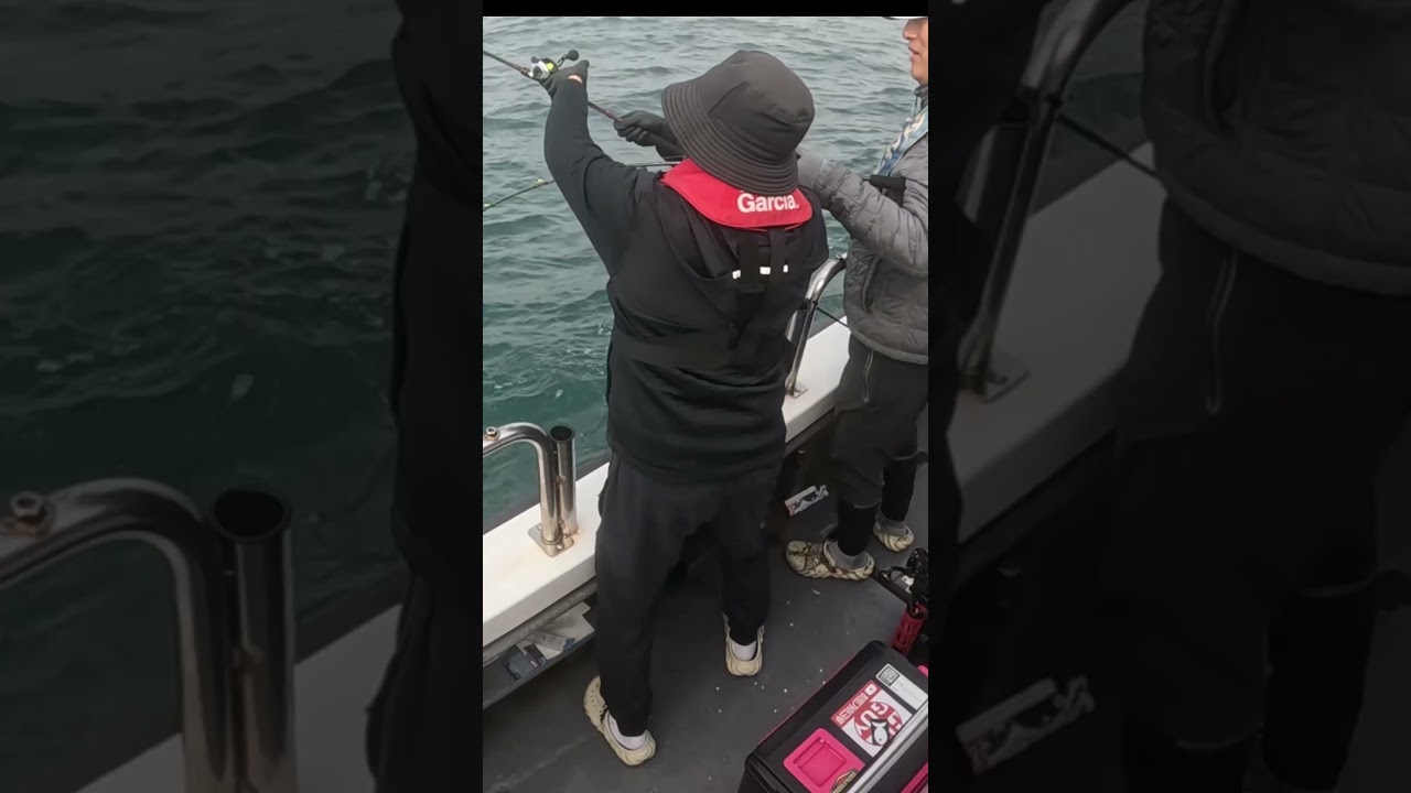 The fish is so strong Sea fishing big fish oh my got