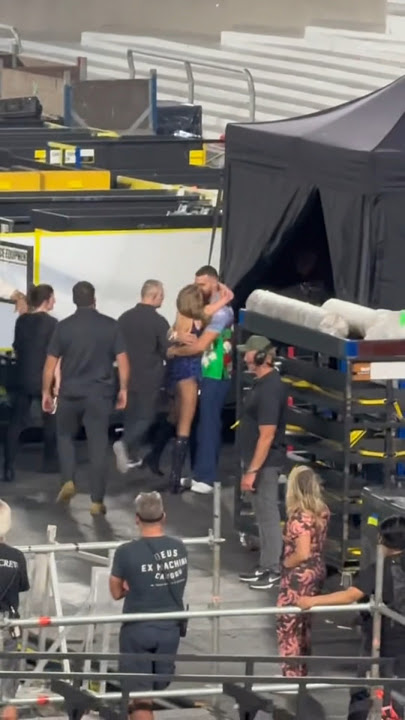 Taylor Swift and Travis Kelce kiss backstage of The Eras Tour in Argentina 11th November 2023