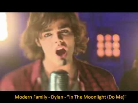 In the Moonlight (Do me) - Dylan - Modern Family (Actual video)