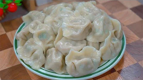 It's time to eat Sophora japonica again. The stuffing of Sophora japonica dumpling is mixed like me - 天天要闻