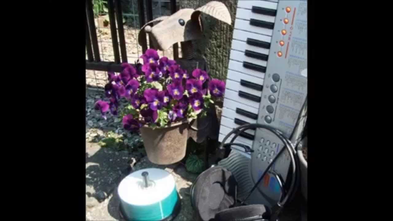 Watch CDR - Melt on YouTube Watch CDR - Melt on YouTube