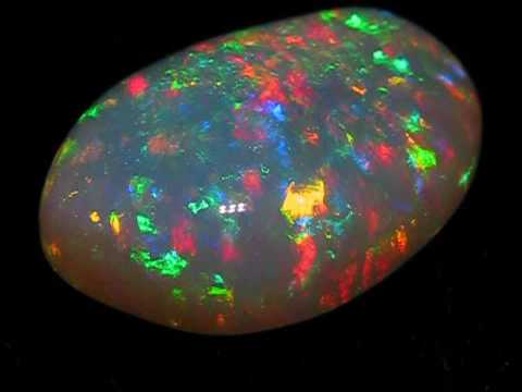 Ethiopian  Welo Opal 38ct Cab  AAAA