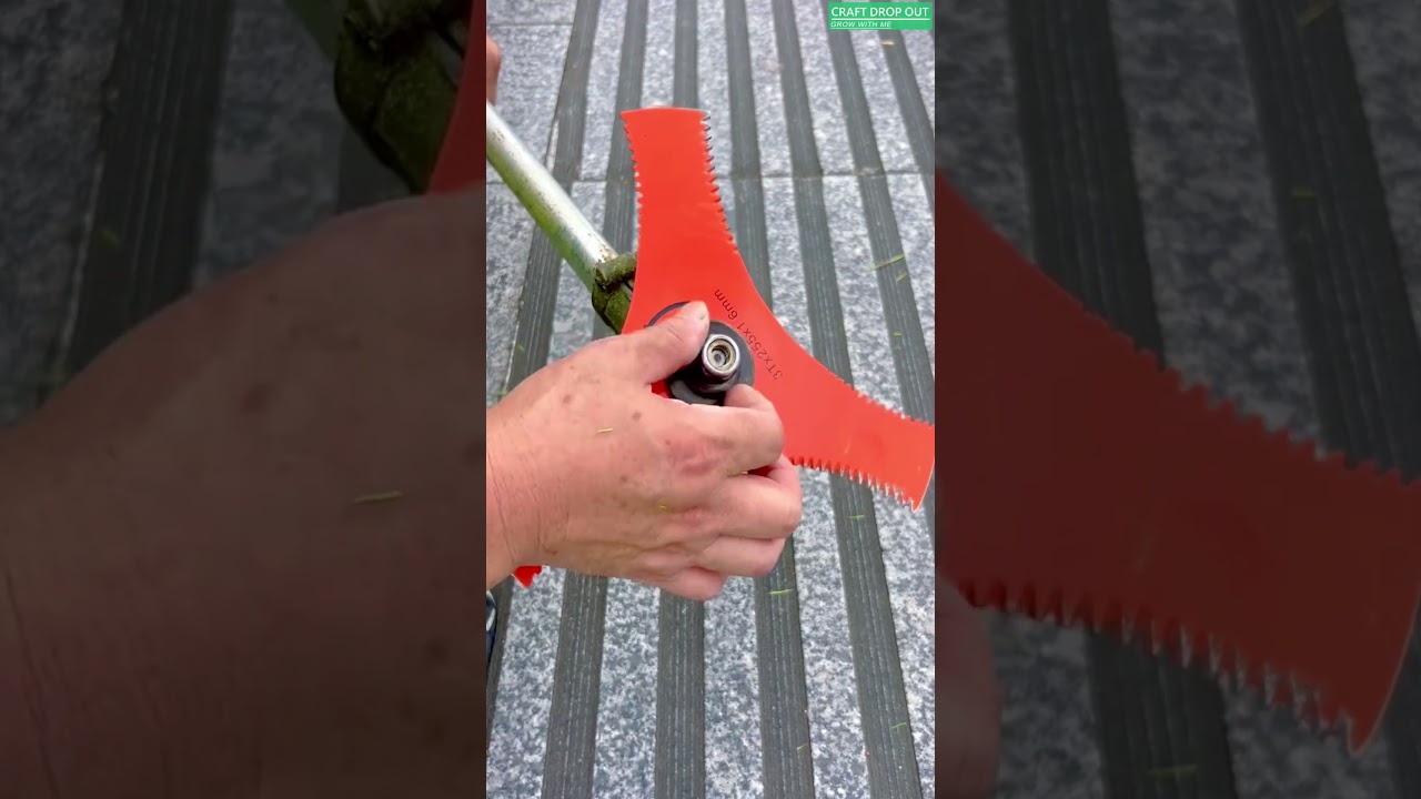 🔺 3-Tooth Serrated Brush Cutter Blade for Grass & Weed Control 🌿⚙️