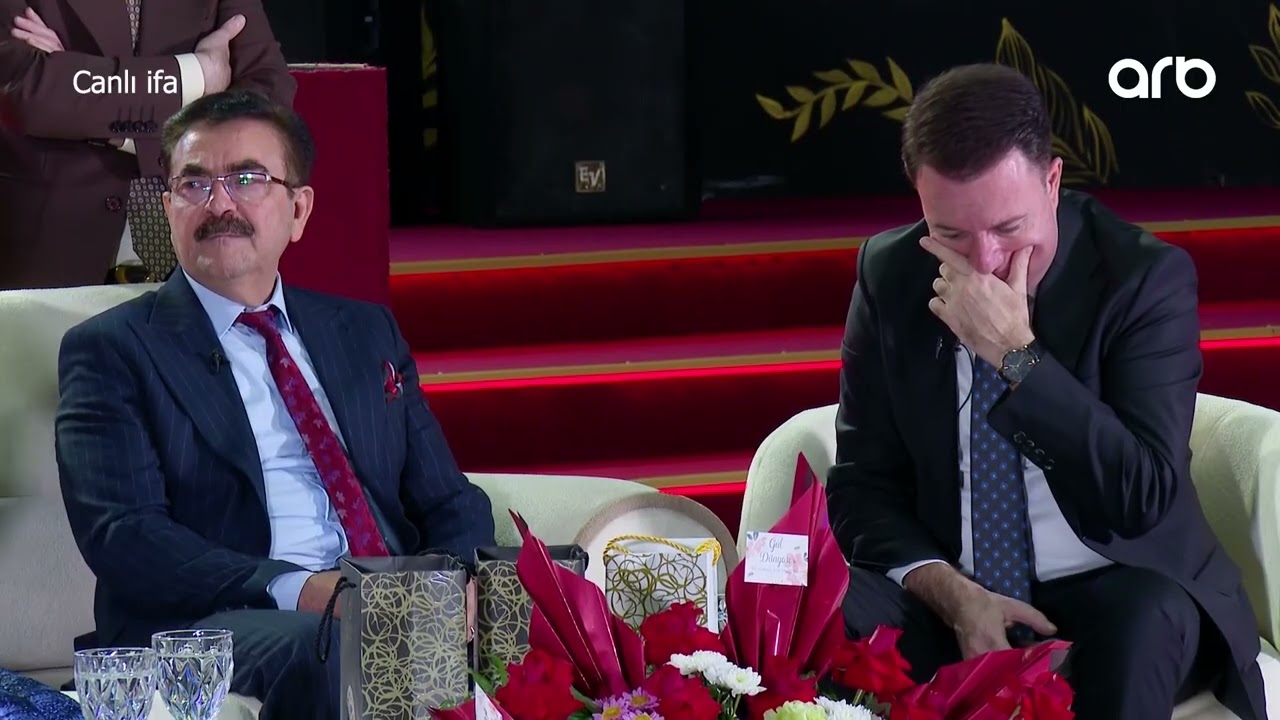 İzzət şou - Elnur Zeynalov & Güllü Muradova & Nadir Bayramlı - Canlı ifa