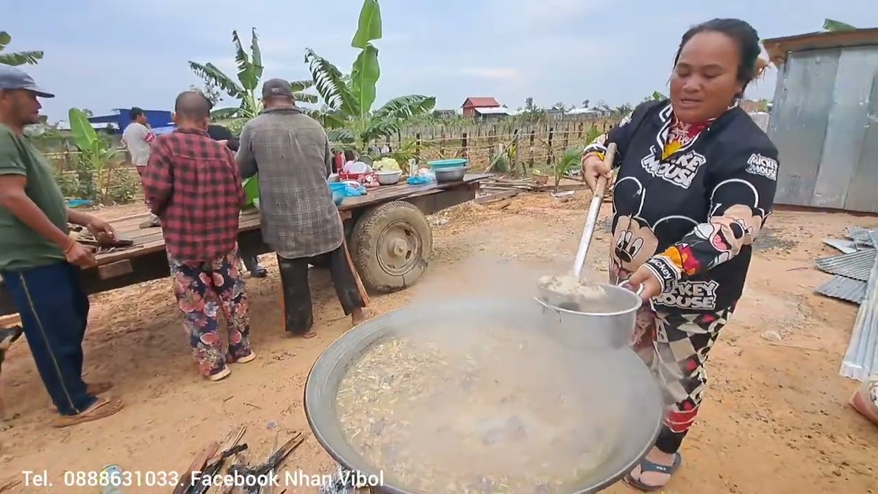 ព្រឹកនេះអ៊ូអរណាស់លើកផ្ទះប្អូនស្រីដាណេជំនួយថវិកាអ្នកម៉ែមុំ