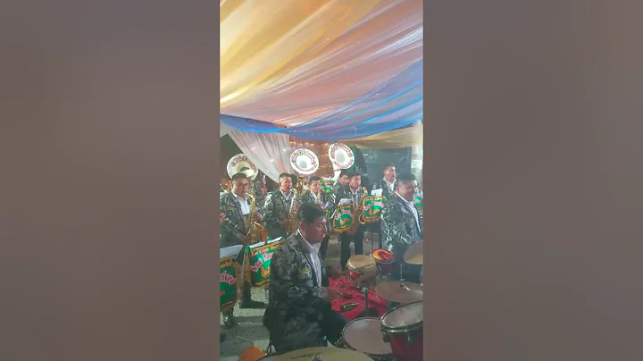 Parranda  de huaynos con Luis y Daniel Vilca!.