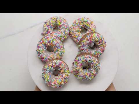 f-factor-recipes---20/20-chocolate-donuts-with-vanilla-frosting