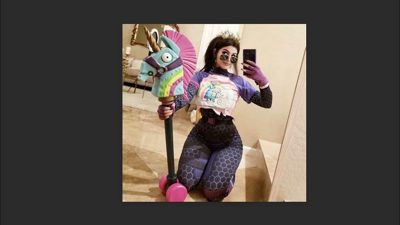 Fortnite Player sssniperwolf YouTube