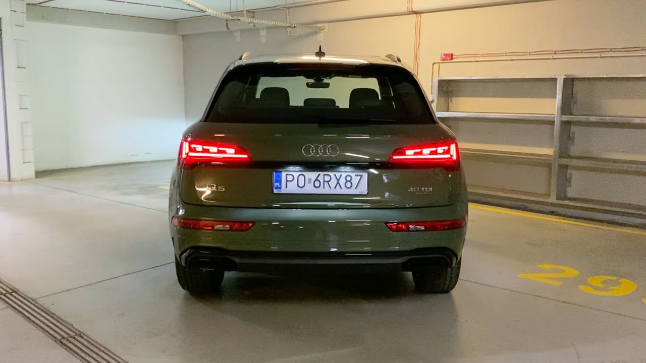 Digital OLED lighting technology: Audi Q5 with new tail lights signature  and front Matrix LED - YouTube