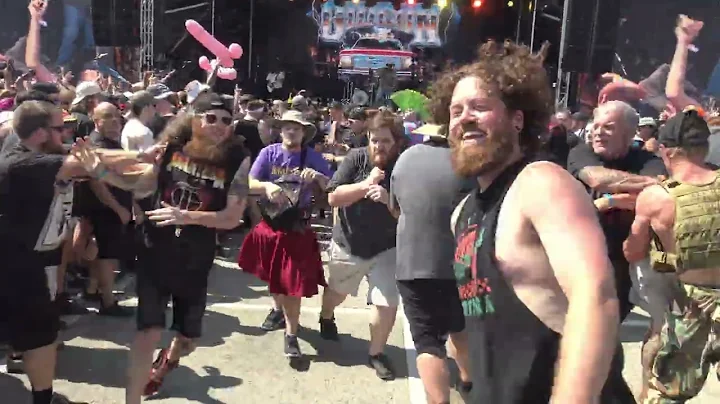 Gideon - MOSH PIT - Louder Than Life Festival 25 - FULL SET - CROWD SURFING - 9/18/2025 - CROWD POV