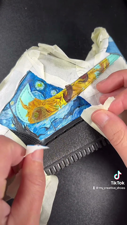 Custom ispirata a Van Gogh