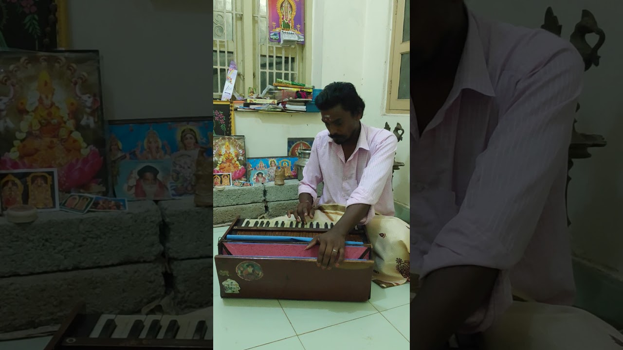 HARMONIUM MUSIC SONG[kannimoola ganapathi vendikittu song] YouTube
