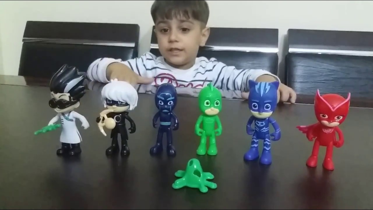 Pijamaskeliler oyuncak seti. Kertenkele, baykuş kız, kedi çocuk, gece