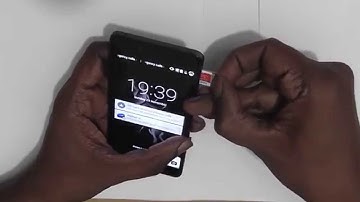 Oneplus X: Insert nano SIM card and Micro SD card