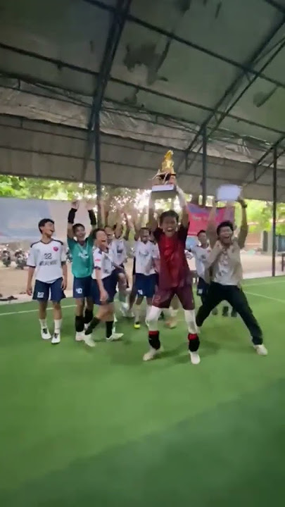 juara 1 turnamen futsal antar sekolah