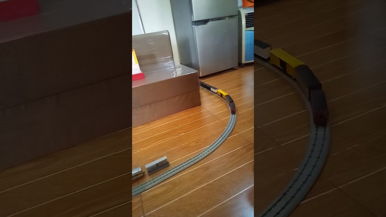 Ho Scale Diecast Train! 🏎 ❤ 🚂 🚉 