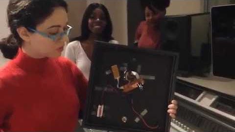 DIY MIDI Laser Harp Made With Hacked Toy and Max @C74connect