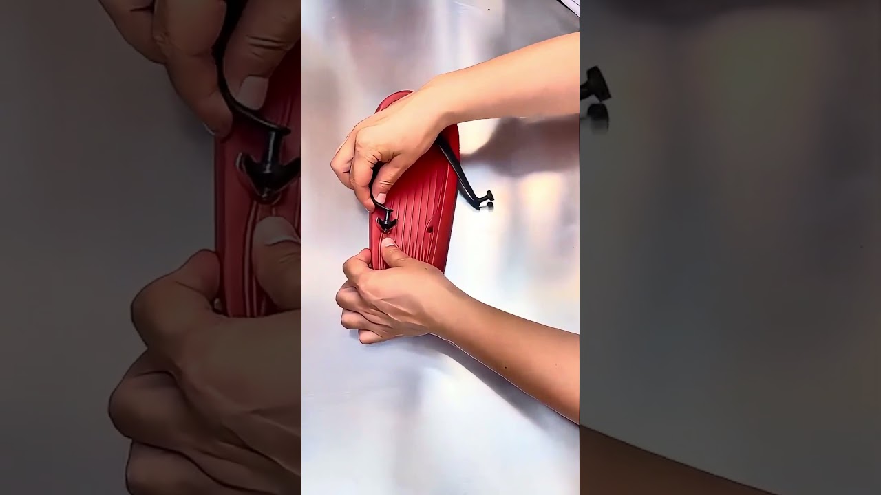 Flipflop Strays Fixing Machine