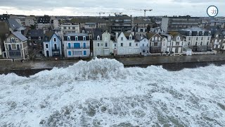 Enorme golven door storm Ciarán in Frankrijk 02-11-2023