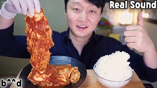 Real Sound Kimchi 김치가 매워봤자? 엄청 매운 김치 리얼사운드 먹방이야 b^^d Gimchi 泡菜 キムチคิมชี کیمچی Mukbang