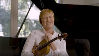 2022 Season - who are you looking forward to performing with?
With a stellar list of local and international conductors and soloists visiting in 2022, our musicians sit down to chat about who they are looking forward to performing with.
Learn more about our Season 2022 now - https://qso.com.au 🎼 2022 Season - who are you looking forward to performing with?