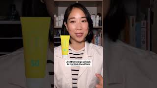 Can Sunscreen Really Last 6 Hours? The Science Behind SPF Claims
Can One Application Really Last 6 Hours?
🗒️ A 6-hour SPF claim sounds impressive, but without published testing that reflects real-world wear, wed still stick with the standard 2-hour reapplication rule.
PS. Sunscreen performance depends on more than lab testing sweat, rubbing, and daily wear all affect your sunscreen film. Can Sunscreen Really Last 6 Hours? The Science Behind SPF Claims