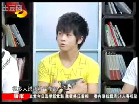 [100914播報多看點] 2010快樂男聲三強(李煒.劉心.武藝)專訪