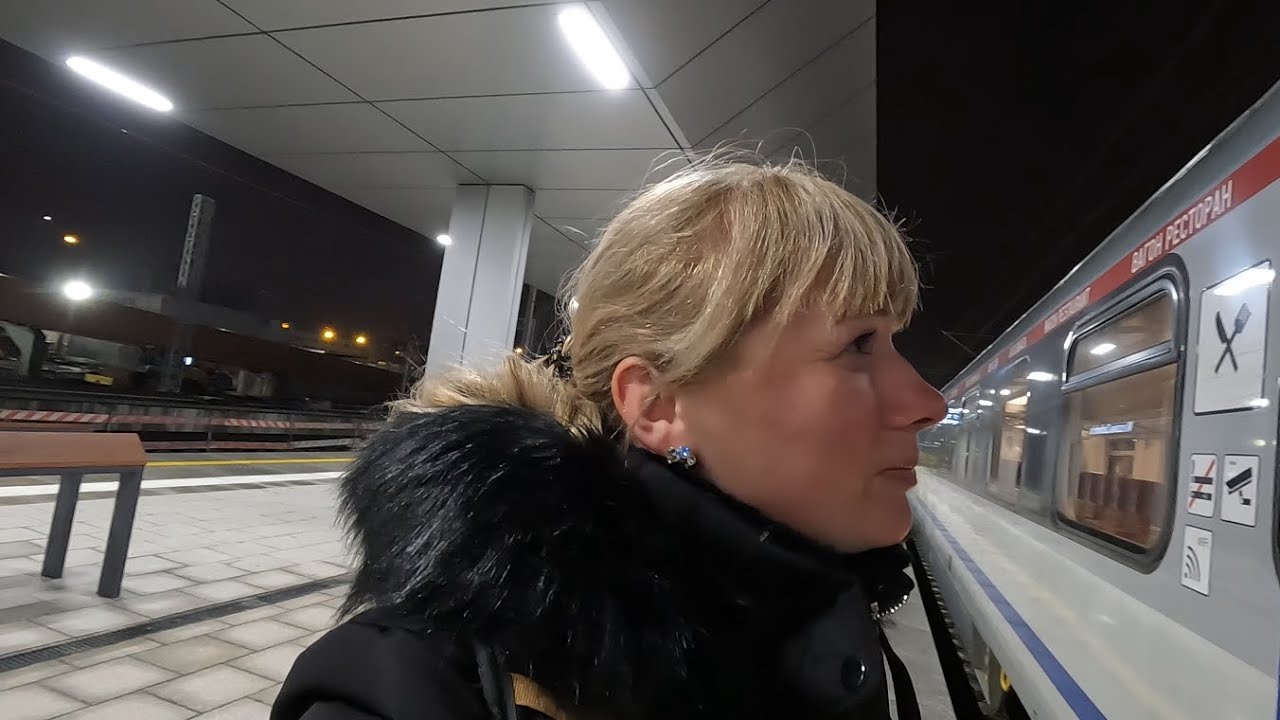 Facet mnie podrywa i stawia piwo w WARSie, podróżny mało nie wpadł pod pociąg, 4 peron niespodzianka