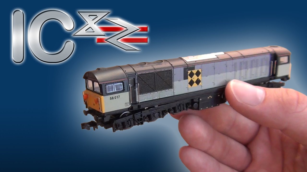 Opening the Class 58 by Dapol
