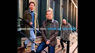 Video thumbnail of "Brad Mehldau Trio - Aquelas Coisas Todas (Toninho Horta)"